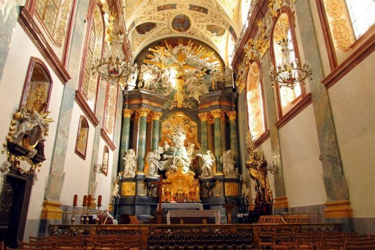 czestochowa-old-town-highlights-private-walking-tour