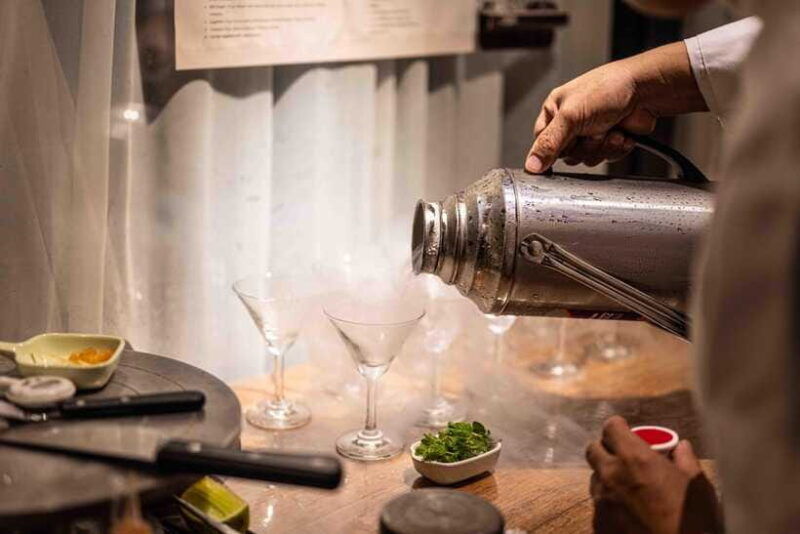 da-nang-private-cocktail-tasting-with-top-local-mixologists