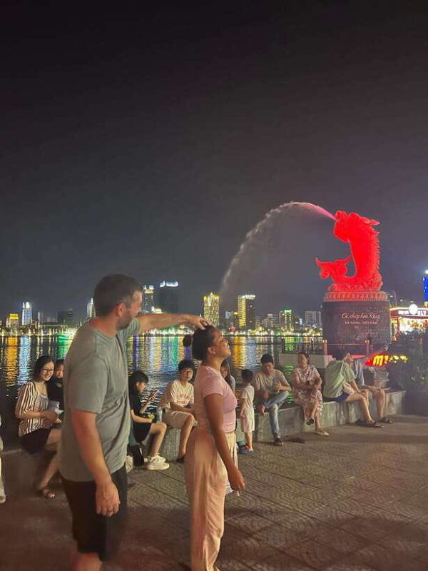 da-nang-seafood-dinner-night-market-sightseeing-by-night