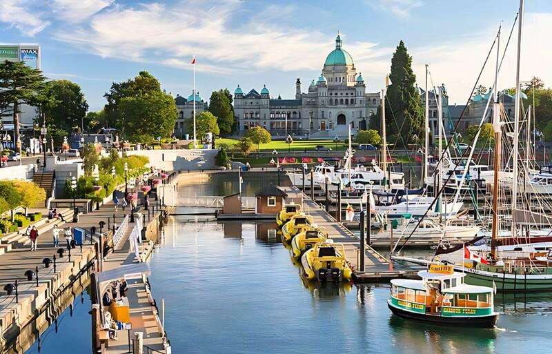 day-trip-from-vancouver-to-victoria-and-butchart-gardens