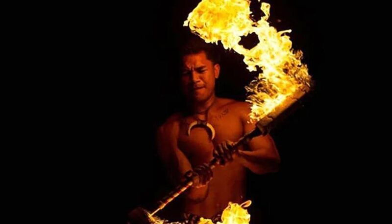 daytona-beach-luau-with-polynesian-dinner-and-live-show