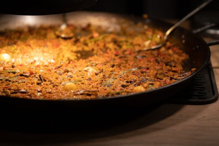 denver-paella-cooking-class-with-local-chef