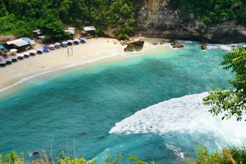 discover-nusa-penida-full-day-west-east-coast-scenic-tour