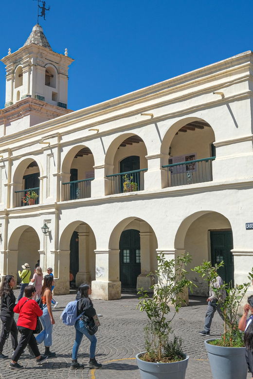 discover-salta-and-enjoy-the-city-with-a-photojournalist