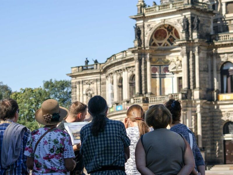 dresden-guided-city-walk-with-a-cup-of-coffee