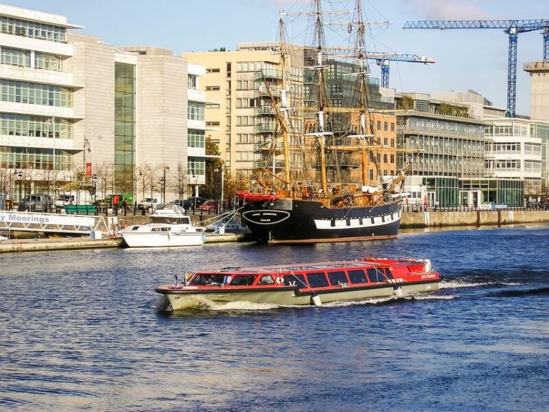 dublin-river-liffey-sightseeing-cruise