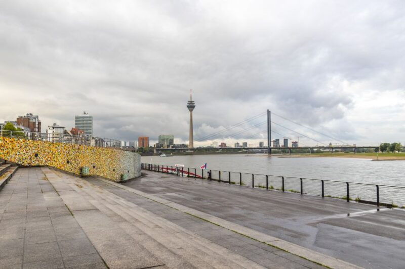 dusseldorf-capture-the-most-photogenic-spots-with-a-local