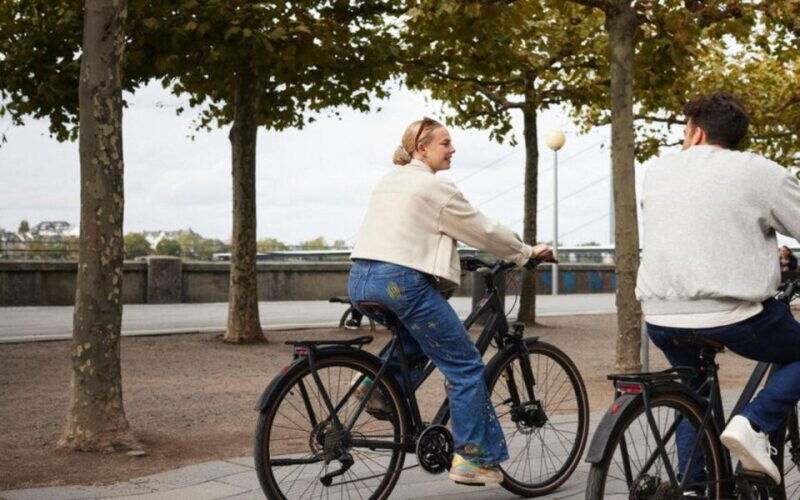 dusseldorf-group-biking-adventure