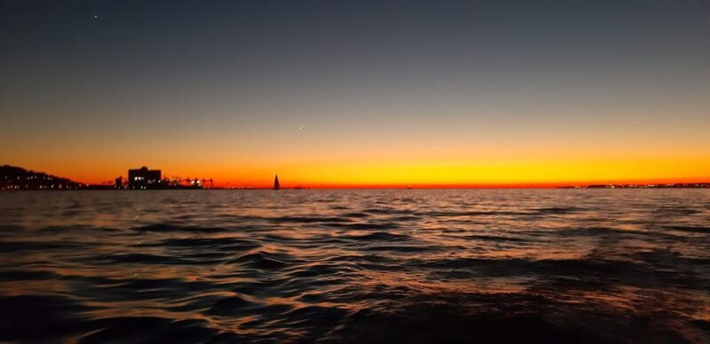 %e2%9b%b5bluemotion-lisbon%e2%9b%b5-sunset-sailing-tour-in-tagus-river