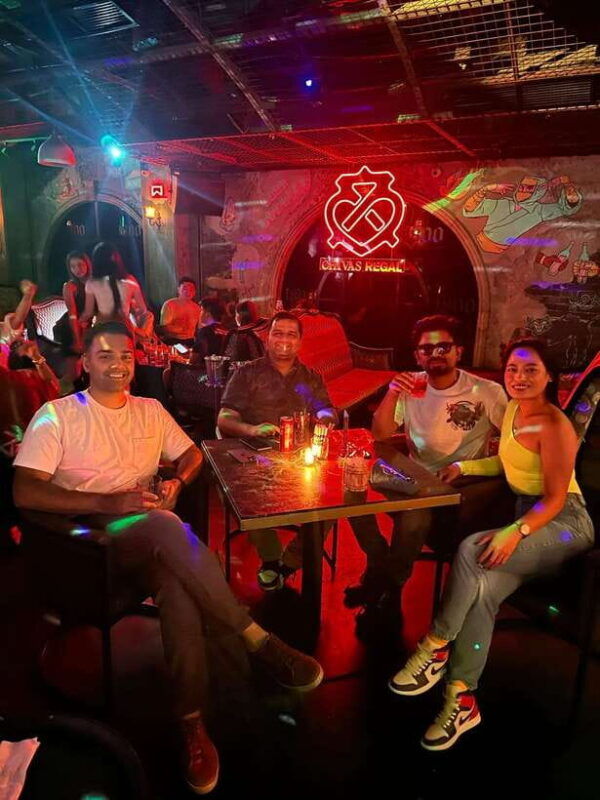 %e2%ad%90-makati-bar-hopping-and-pub-crawl-tour-with-venus-%e2%ad%90