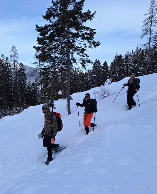 ehrwald-zugspitze-snowshoe-hiking-tour-with-mountain-views