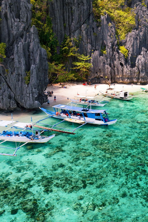 el-nido-private-exclusive-island-hopping-tour-a-best-price