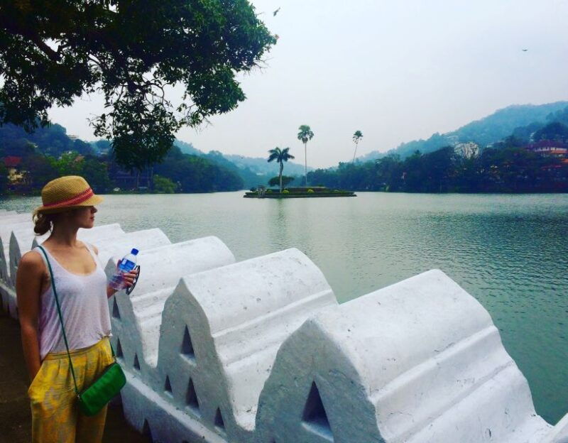 exclusive-kandy-city-tour-by-car