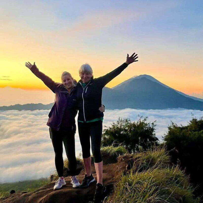 experience-the-majestic-mounth-batur-sunrise-trekking