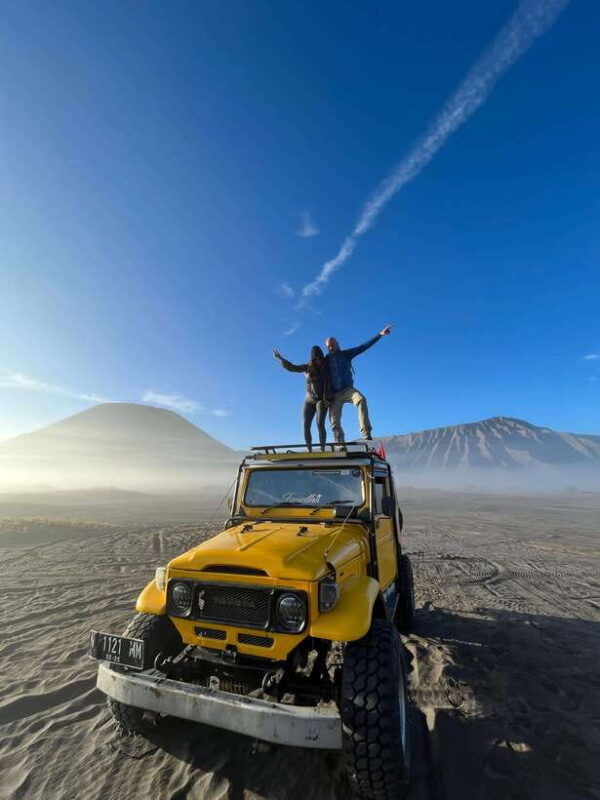 explore-east-java-4d3n-ijen-bromo-sewu-waterfall