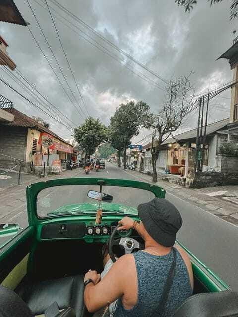 explore-ubud-with-volkswagen-beetle-safari-181