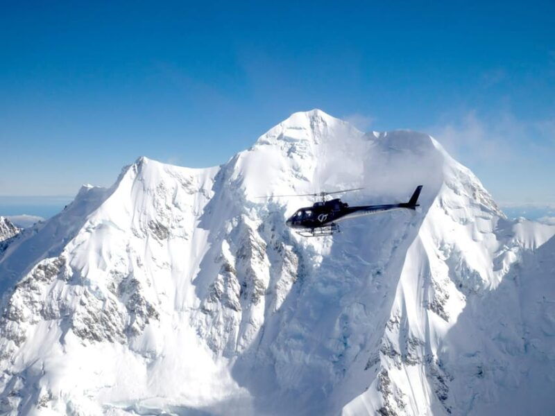 franz-josef-helicopter-picnic-amongst-the-peaks