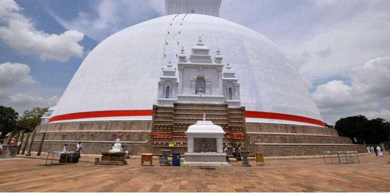 from-anuradhapura-ancient-city-of-anuradhapura-by-bike