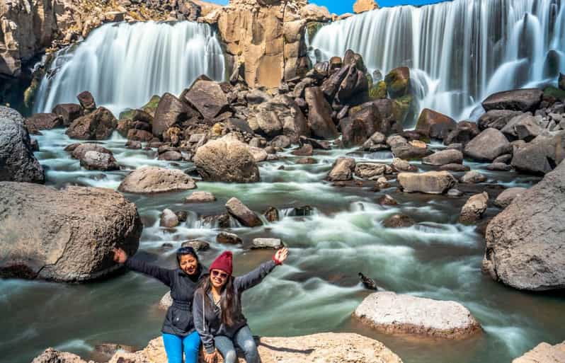 from-arequipa-road-to-pillones-waterfall