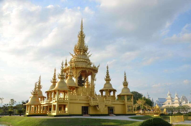 from-chiang-mai-chiang-rais-temples-and-golden-triangle
