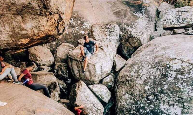 from-colombo-dambulla-and-pidurangala-rock-climb-day-trip