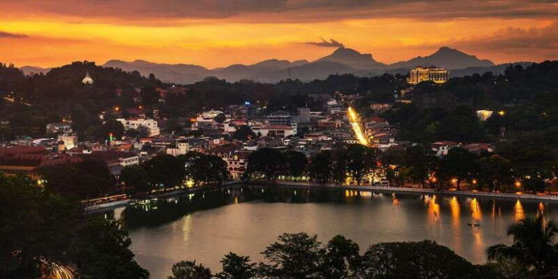 from-colombo-day-trip-to-kandy-pinnwala-royal-gardens