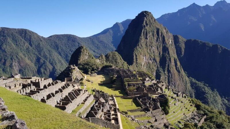 from-cusco-machu-picchu-experience-the-vistadome-train