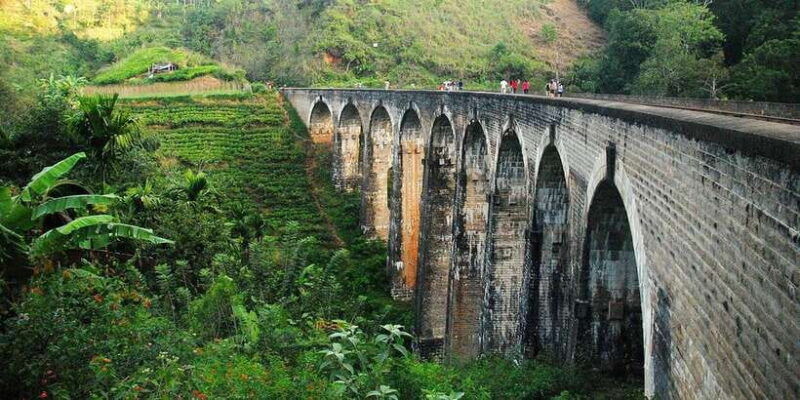 from-ella-private-day-tour-of-8-iconic-sights-train-ride