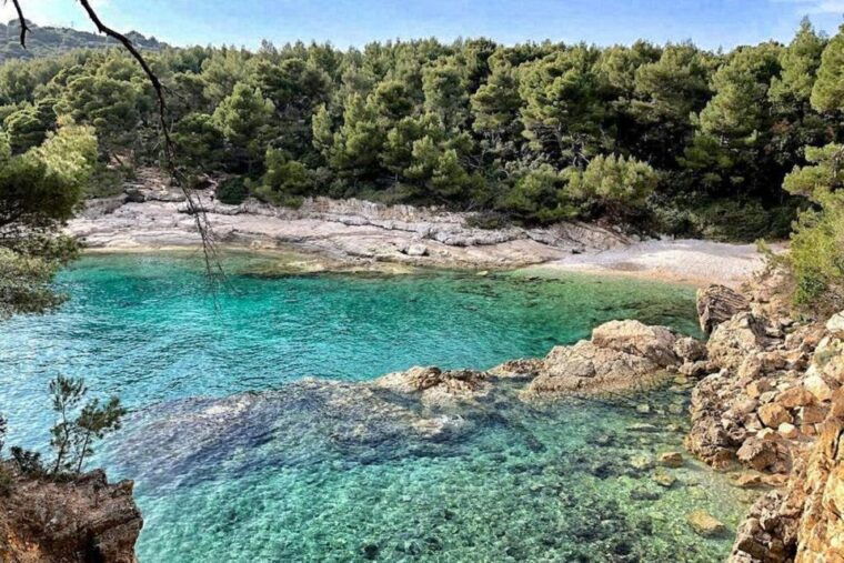 from-fazana-sea-caves-hidden-island-cliffs-and-more