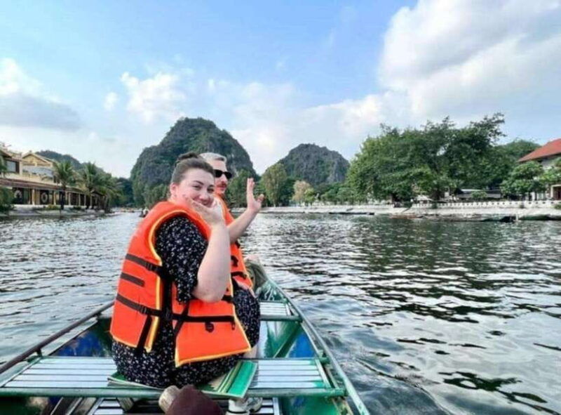 from-ha-noi-tam-coc-hoa-lu-mua-cave-full-day-trip