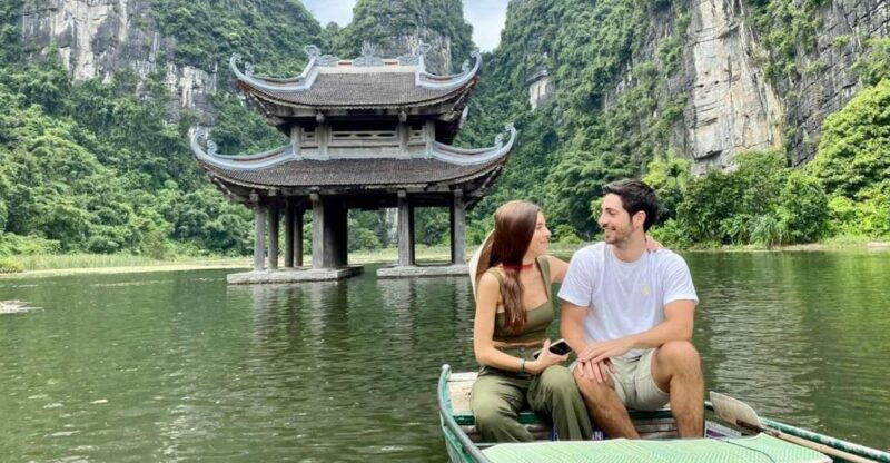 from-hanoi-bai-dinhtrang-an-and-mua-cave-trip