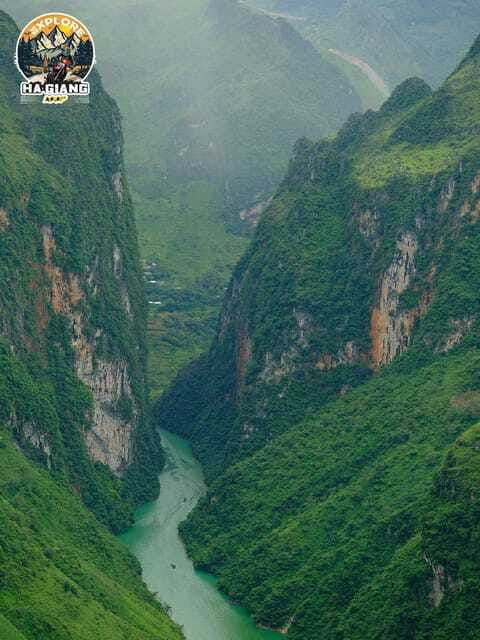 from-hanoi-ha-giang-2-day-motorbike-tour-with-accommodation