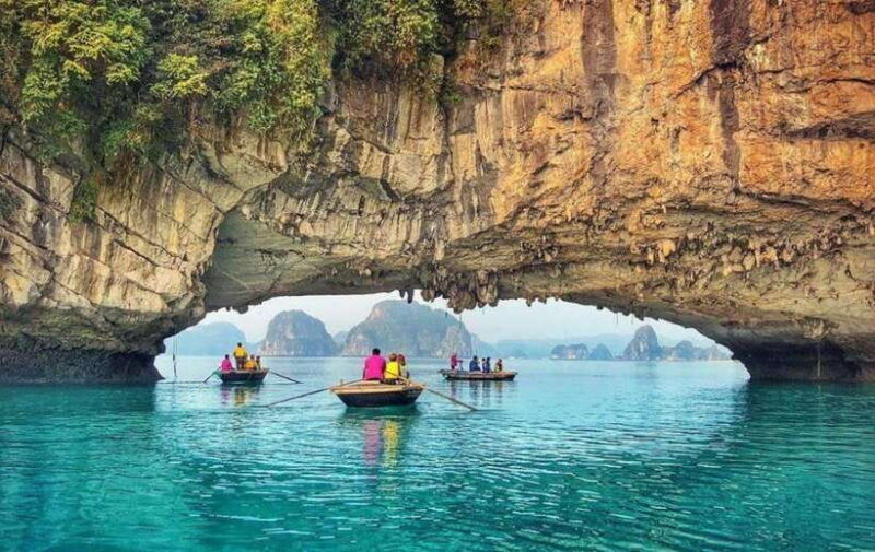 from-hanoi-ha-long-bay-1-day-cruise-trip-w-titop-kayaking