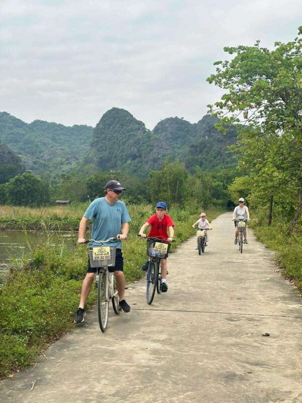 from-hanoi-hoa-lu-and-tam-coc-1-day-trip