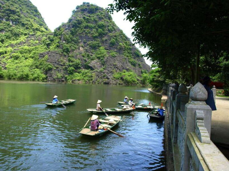 from-hanoi-hoa-lu-trang-an-and-cycling-day-trip