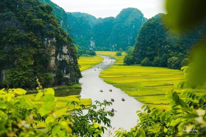 from-hanoi-ninh-binh-bai-dinh-trang-an-mua-cave-tour-3