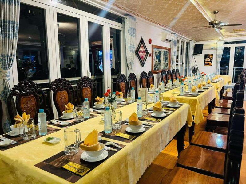 from-hcm-dinner-on-cruise-along-saigon-river