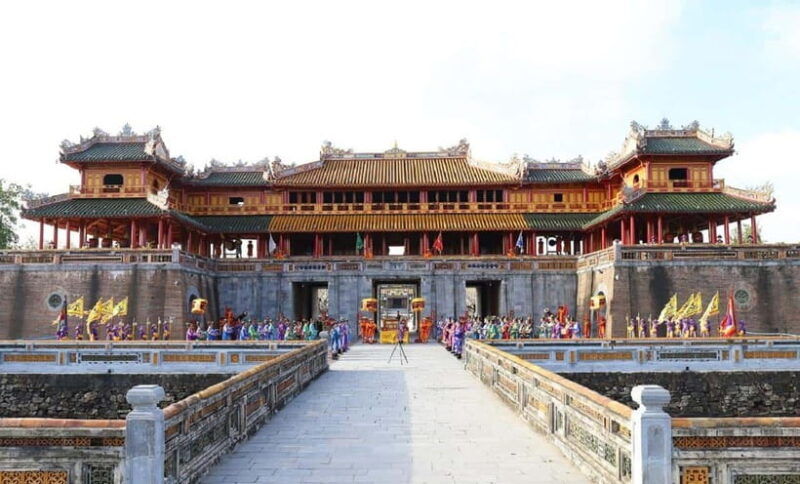 from-hoi-an-da-nang-hue-city-full-day-tour-with-lunch