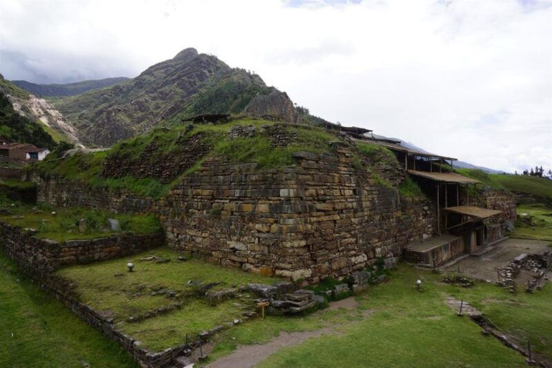 from-huaraz-chavin-de-huantar-museum-lagoon-of-querococha-2