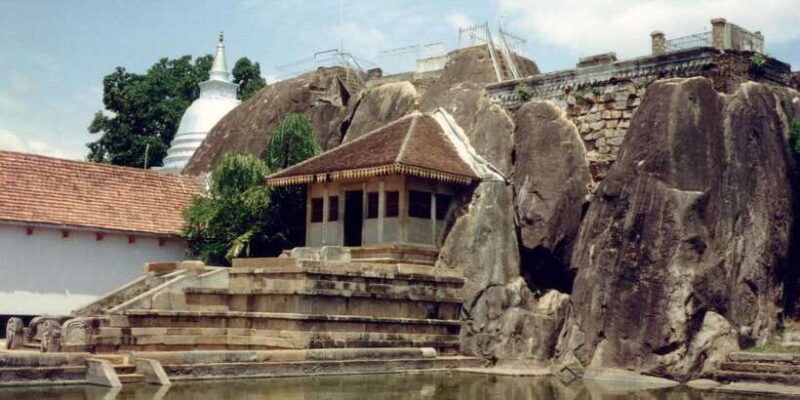 from-negombo-full-day-unesco-city-of-anuradhapura-trip