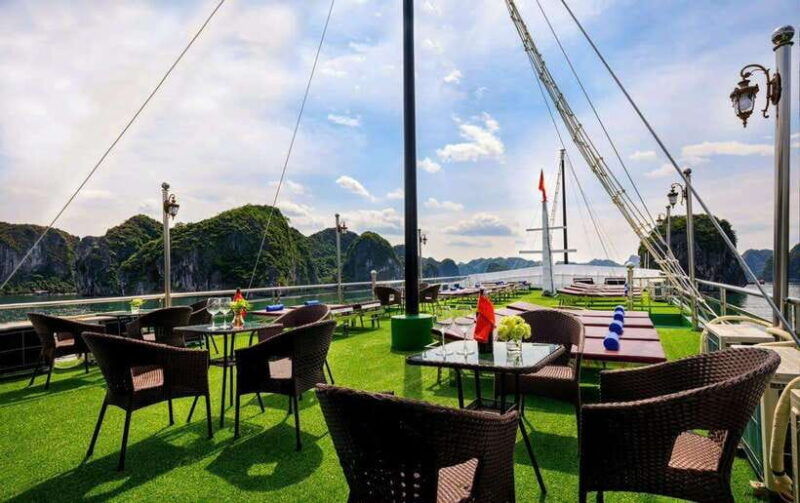 from-ninh-binh-ha-long-bay-1-day-cruise-kayaking-ha-noi