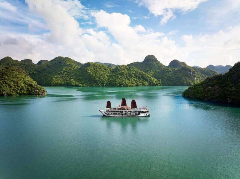 from-ninh-binh-luxury-cruise-lan-ha-bay-2-3days-kayaking