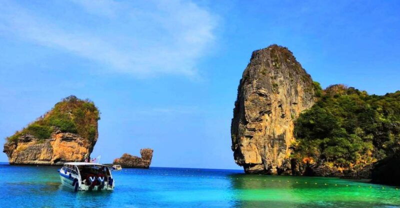 from-phuket-phi-phi-and-bamboo-island-private-boat-tour
