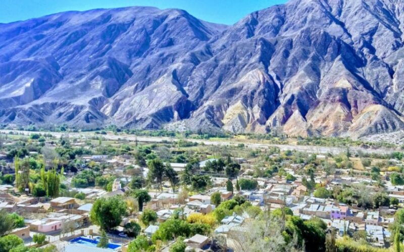 from-salta-serranias-del-hornocal-hill-of-14-colors-tour