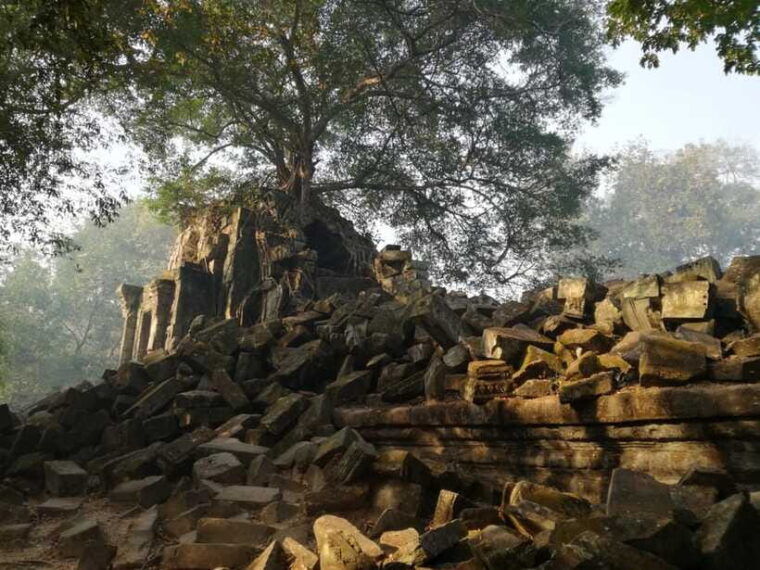 from-siem-reap-half-day-tour-to-beng-mealea-temple