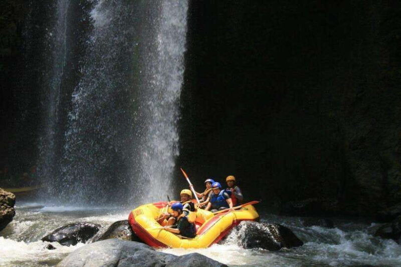 from-surabaya-mount-bromo-tumpak-sewu-rafting-tour-3d2n