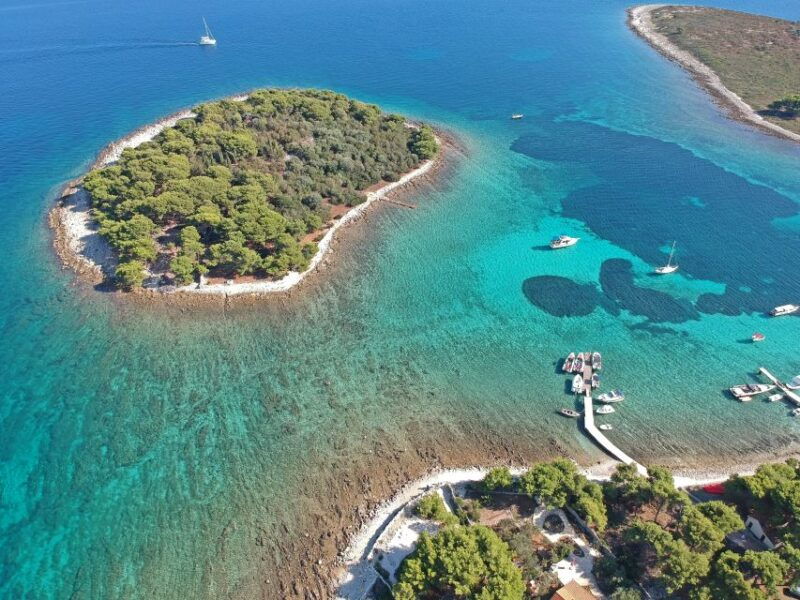 from-trogir-split-islands-brac-solta-blue-lagoon