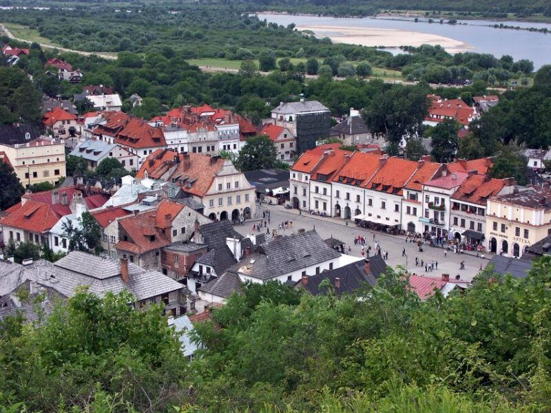 from-warsaw-kazimierz-dolny-art-town-full-day-private-tour
