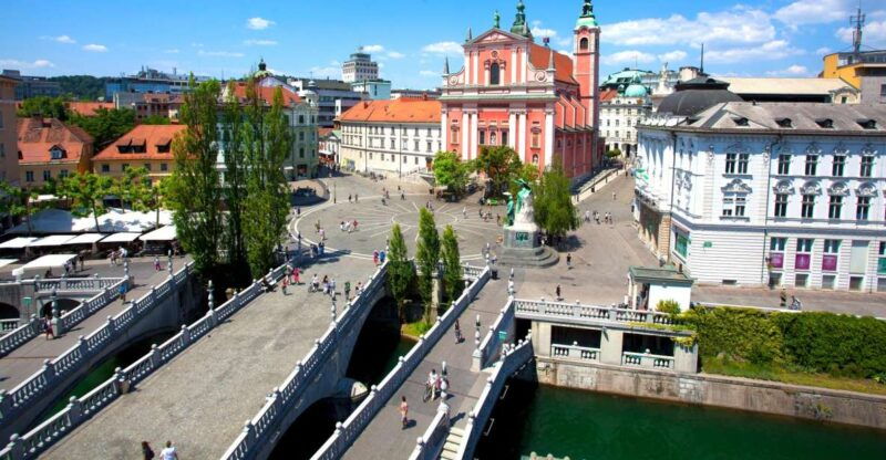 from-zagreb-ljubljana-postojna-cave-predjama-castle-tour