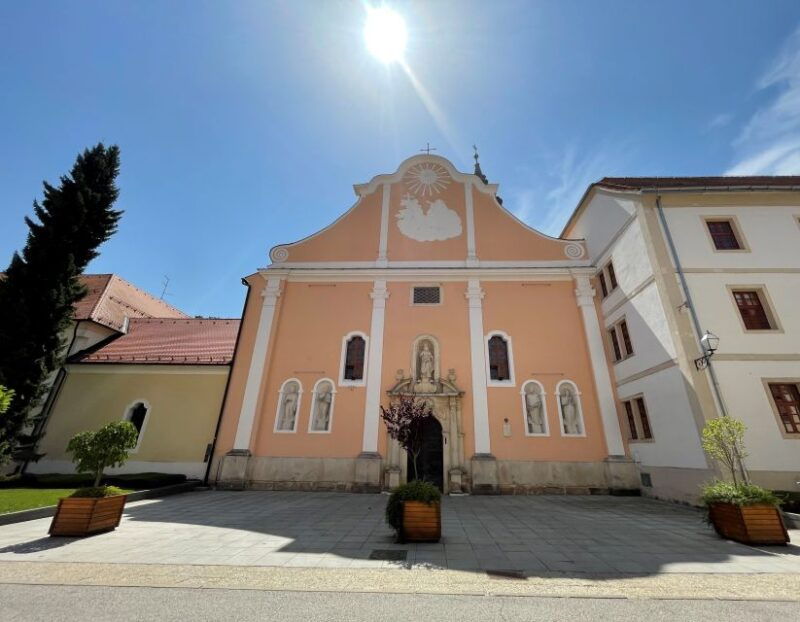 from-zagreb-varazdin-baroque-town-trakoscan-castle